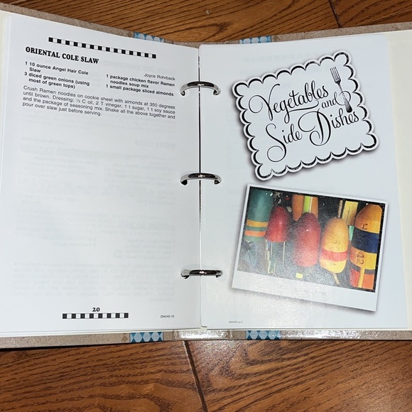 Hard cover cookbook recipes Land and Lake Ladies Club Devils Lake in Michigan - Picture 6 of 11